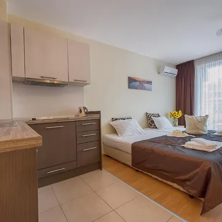 Admiral Plaza Daire *