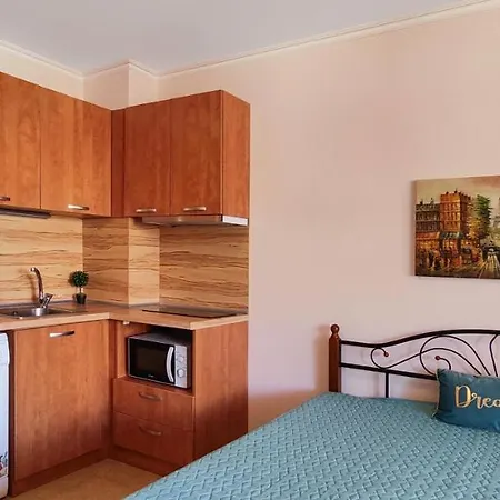 Admiral Plaza Apartment