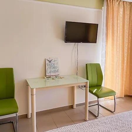 Admiral Plaza Apartment