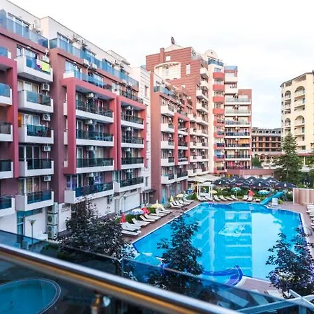 Admiral Plaza *