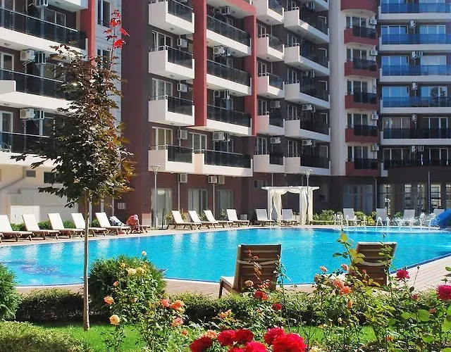Admiral Plaza *