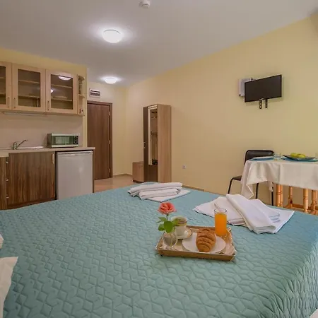 Admiral Plaza Apartment